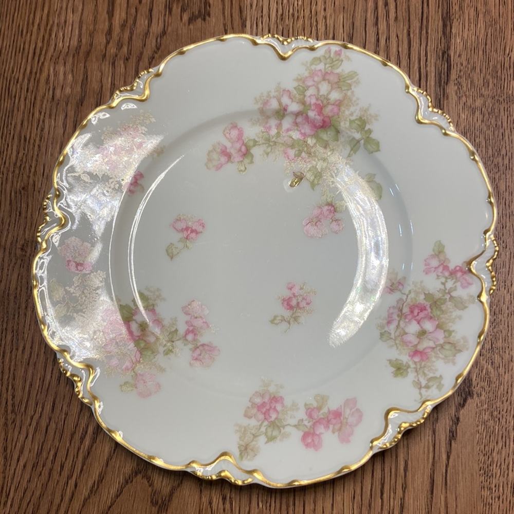 4 Antique Haviland Limoges Luncheon Plates with Pink Apple Blossoms - Picture 3 of 9